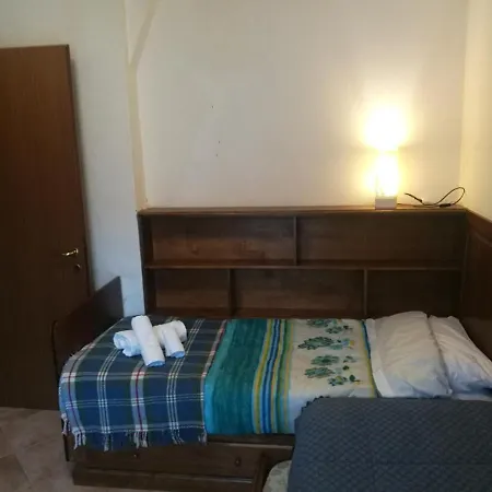 Casa Corone アパート アルフェデーナ