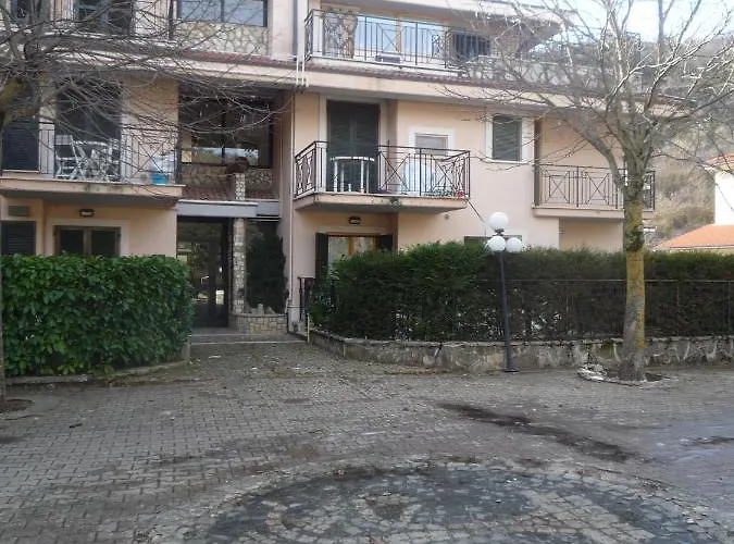 Casa Corone Apartman Alfedena